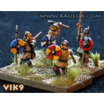Viking scouts on foot or Finns (8 figures)